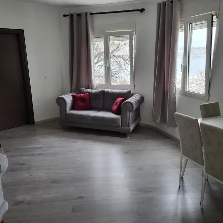 Sea La Vie* Apartament