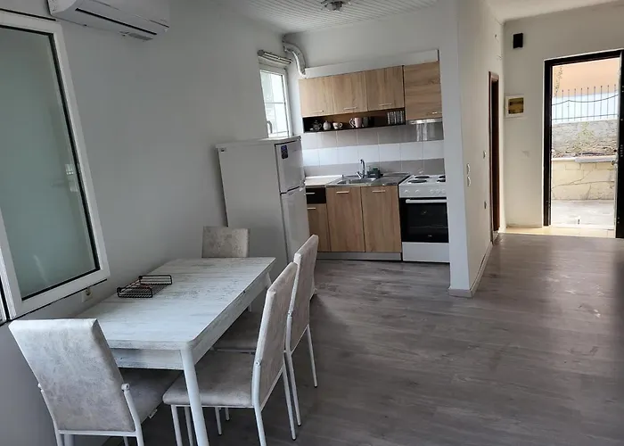 Sea La Vie* Apartament